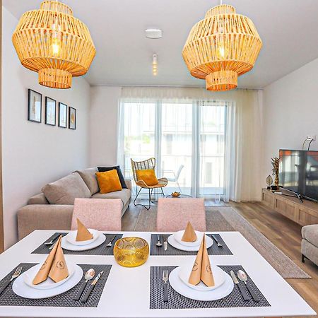 Platan Beach Apartman With Lakeview Balatonboglár Exteriör bild